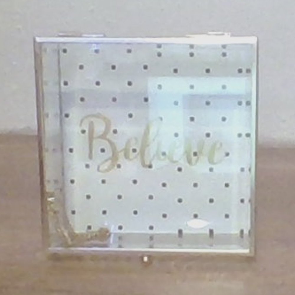 Aesthetic jewelry box